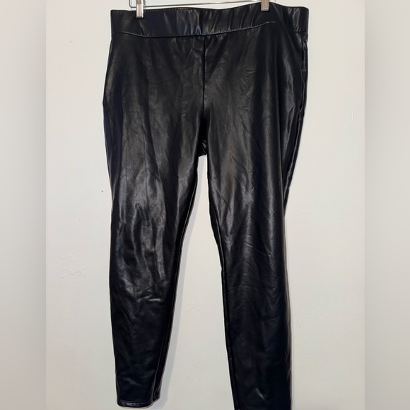 LOFT Pants - 🎉LOFT Black Faux Leather Trousers Size XL